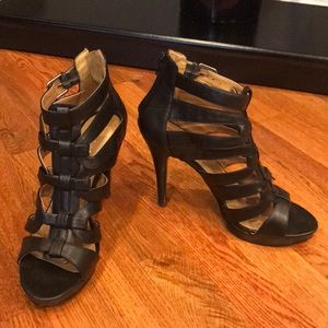 Black heeled strappy sandal size 9